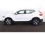 Volvo XC40 B4 Business Pro - IntelliSafe Assist & Surround - Parkeercamera achter - Verwarmde voorstoelen, stuur & achterbank - Parkeersensoren voor & achter - High Performance audio - Standkachel - Elektr. inklapbare trekhaak - 18' LMV