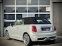 MINI Cooper S Mini 2.0 / Chili / White silver / Adaptive cruise / Harman Kardon / Hud / Leder / UNIQUE SPEC!