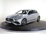 Mercedes-Benz A-klasse 180 Business Solution AMG | Panoramaschuifdak | AMG Line Plus pakket | 19”AMG-velgen | Head-up display | Dodehoekassistent |