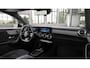 Mercedes-Benz A-klasse 180 Business Solution AMG | Panoramaschuifdak | AMG Line Plus pakket | 19”AMG-velgen | Head-up display | Dodehoekassistent |
