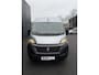 Fiat Ducato 140pk L2H2 (Trekhaak - Camera - Navigatie - Automatische Airco - Houten vloer + Zijwand panelen)