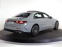 Mercedes-Benz E-klasse 300e Sport Edition | Panoramaschuifdak | Premium | Rijassistentiepakket Plus | Stoelventilatie/-verwarming voor | Burmester