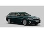 BMW 5-Serie Touring 530e High Executive Luxury Line - B&W - Comfortstoelen - head up - Active Protection - Parking Assistant Plus - High Beam Assistant - Elektrisch verwarmde voorstoelen - zonneschermen -