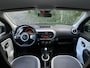 Renault Twingo 1.0 SCe Limited Parkeersenoren V + A |  Bluetooth | Cruise control | Dealer onderhouden | NL auto