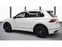 Volkswagen Tiguan 1.4 TSI eHybrid R-Line Leer LED Panoramadak Trekhaak 20 Inch Elek Stoelverstelling Stuurwielverwarming Keyless Entry Head-Up Display