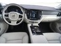 Volvo V60 2.0 T6 Plug-in hybrid AWD Essential Verwarmbare Voorstoelen + Stuurwiel | Parkeercamera Achter | Adaptieve Cruise Control | LED-Koplampen