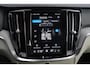 Volvo V60 2.0 T6 Plug-in hybrid AWD Essential Verwarmbare Voorstoelen + Stuurwiel | Parkeercamera Achter | Adaptieve Cruise Control | LED-Koplampen