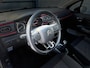 Citroën C3 Shine 1.2 82pk | PANODAK | TREKHAAK | TWO-TONE! | STOELVERW. | NAVI | KEYLESS | ISOFIX | URBAN RED |