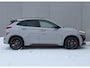 Hyundai Kona 2.0 T-GDI N Performance 280pk DCT8 / Cyber Grey / Fabrieksgarantie tot 04/2027 / Schuifdak / Dealer Onderhouden / Trekhaak / Limited Slip Diff / Adaptieve Cruise / Adaptieve Onderstel / Stoel & Stuurwielverwarming / Elektr. Stoelen / Stoelventilatie / Navigatie / Camera / Dodehoek Detectie /