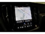 Volvo V60 T6 350PK AWD Essential | Leer | Pilot Assist | BLIS | 19'' | Getint Glas  | Lendensteun | Park Assist