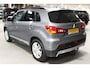 Mitsubishi ASX 1.6-117pk Intense ClearTec. Technisch goede hoogzitter voor een reëel bedrag. Autm. airco, cruise control, trekhaak, metallic lak, LM wielen.