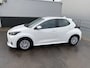 Toyota Yaris 1.5 Hybrid Active 1e eign. Nieuw geleverd, adaptieve cruise control, achteruitrij camera, navigatie Apple Carplay/Android Auto