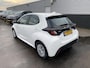 Toyota Yaris 1.5 Hybrid Active 1e eign. Nieuw geleverd, adaptieve cruise control, achteruitrij camera, navigatie Apple Carplay/Android Auto