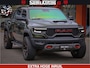 Dodge Ram 1500 TRX OLEA GREEN HELLCAT 6.2 V8 712PK | CARBON PACK | RODE STIKSELS | BOM VOL | 4PLAY WHEELS | DUBBELE CABINE | 5 PERSOONS DC | DE MOOISTE VAN NL |