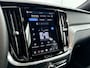 Volvo V60 T6 Recharge Plus Dark | 18" | Sporstoelen | 360 Camera | Trekhaak | Harman Kardon | Elektr. verst. Stoelen | Stoel/Stuur/Achterbankverwarming | Adaptieve Cruise | BLIS