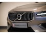 Volvo V60 2.0 T5 Inscription | Wegklapbare Trekhaak | Leder | LED | NL-Auto | Stoelverwarming | Navigatie | 18 Inch |
