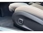 Volvo ES90 Single Motor Extended Range Ultra 92 kWh | Luchtvering | Elektrochromatisch panoramadak | Geventileerde voor- en achterstoelen | Premium audio by Bowers & Wilkins | Pilot assist | 22 inch. lichtmetalen velgen | Stoel- /stuurwielverwarming | Verwarmde achterbank