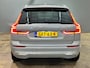 Volvo XC60 2.0 T6 Plug-in hybrid AWD Essential Edition Bright | Lederen bekleding | Adaptieve Cruise | Panoramadak | BLIS | Trekhaak | 18" Lichtmetalen velgen | Achterbank verwarmd | Achteropkomend verkeer waarschuwing | Achteruitrij assistent