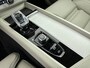 Volvo XC60 T6 Recharge Ultra Bright | 21" | Luchtvering | Geventileerd Nappa | Massage Stoelen | Bowers & Wilkins | Head-up | 360 Camera | Elektr. verst. Stoelen