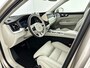 Volvo XC60 T6 Recharge Ultra Bright | 21" | Luchtvering | Geventileerd Nappa | Massage Stoelen | Bowers & Wilkins | Head-up | Trekhaak | 360 Camera | Elektr. verst. Stoelen