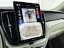 Volvo XC60 T6 Recharge Ultra Bright | 21" | Luchtvering | Geventileerd Nappa | Massage Stoelen | Bowers & Wilkins | Head-up | 360 Camera | Elektr. verst. Stoelen