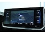 Peugeot 2008 1.2 Turbo GT Pack | Adapt. Cruise | Trekhaak | Stoelverwarming | Keyless | Alcantara | Carplay | Navi | BLIS | 18 Inch | Camera