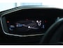 Peugeot 2008 1.2 Turbo GT Pack | Adapt. Cruise | Trekhaak | Stoelverwarming | Keyless | Alcantara | Carplay | Navi | BLIS | 18 Inch | Camera
