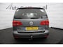 Volkswagen Touran 1.2 TSI Highline BlueMotion nette MPV met trekhaak