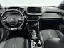 Peugeot e-2008 EV GT 50 kWh | Full LED koplampen | Camera | Parkeersensoren rondom | Apple CarPlay/Android Auto |