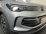 Volkswagen Tiguan 1.5 eHybrid 204PK Edition NIEUW !!!!!!!!!! RIJKLAAR HUD / stoel en stuurverw. / panorama schuifdak / keyless start , entry / camera