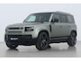 Land Rover Defender P300e 110 X-Dynamic HSE | 6 Persoons | Satin | Black Pack | Towing Pack | Cold Climate Pack | Panoramadak | 22 Inch