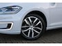 Volkswagen E-Golf 136pk | SoH 92% | Navigatie | Achteruitrijcamera | Leer | Dodehoeksensoren | Active Info Display