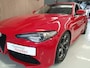 Alfa Romeo Giulia 2.0T Q2 Veloce|LSD|Leder dash|Carplay|Trekhaak