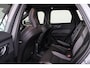 Volvo XC60 T6 Recharge AWD Plus Dark - Panorama/schuifdak - IntelliSafe Assist & Surround - Harman/Kardon audio - Parkeercamera achter - Verwarmde voorstoelen, stuur & achterbank - Parkeersensoren voor & achter - Elektr. bedienb. voorstoelen met geheugen - Draadloze tel. lader - Elektr. inklapbare trekhaak - 21' LMV