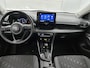 Toyota Yaris 1.5 Hybrid Dynamic | Limited uitgevoerd | Stuur- en Stoelverwarming | Blind Spot Monitor | Parkeersensoren voor+achter |