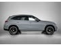 Mercedes-Benz GLC 300e 4MATIC Sport Edition | Premium pakket | Trekhaak | Treeplanken | Rijassistentiepakket Plus | Nightpakket | 20'' multispaaks velgen | DIGITAL LIGHT | 360°-camera | Memorypakket | Augmented Reality navigatie |