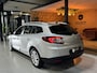 Renault Megane Estate 1.2 TCe Limited Facelift Cruise Navi Clima Led Rijklaar