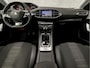 Peugeot 308 SW 1.2 PureTech Premium Sport (PANORAMADAK, APPLE CARPLAY, GROOT NAVI, KEYLESS, CAMERA, GETINT GLAS, SPORTSTOELEN, LM VELGEN, LANE ASSIST, NIEUWSTAAT)