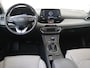 Hyundai i30 1.4 T-GDI Premium Luxe uitvoering | Parkeersensoren | Geheugen stoel |
