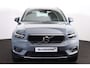 Volvo XC40 T3 Momentum - IntelliSafe Assist & Surround - Harman/Kardon audio - Adaptieve LED koplampen - Parkeercamera achter - Verwarmde voorstoelen - Parkeersensoren voor & achter - Elektr. bedienb. voorstoelen met geheugen links - Draadloze tel. lader - 18' LMV