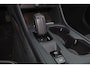 Volvo XC40 T3 Momentum - IntelliSafe Assist & Surround - Harman/Kardon audio - Adaptieve LED koplampen - Parkeercamera achter - Verwarmde voorstoelen - Parkeersensoren voor & achter - Elektr. bedienb. voorstoelen met geheugen links - Draadloze tel. lader - 18' LMV