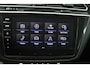 Volkswagen Tiguan 1.5 TSI Comfortline (CAMERA, DIGITALE COCKPIT, NAVIGATIE CARPLAY, CRUISE ADAPTIEF, PARKEERSENSOREN)