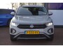 Volkswagen T-Roc 1.5 TSI Life 150PK / Orig-NL / Vitrual /Navigatie/Camera / ParkeerHulp / ACC / = NIEUW-TYPE !!