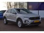 Volkswagen T-Roc 1.5 TSI Life 150PK / Orig-NL / Vitrual /Navigatie/Camera / ParkeerHulp / ACC / = NIEUW-TYPE !!