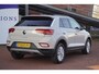 Volkswagen T-Roc 1.5 TSI Life 150PK / Orig-NL / Vitrual /Navigatie/Camera / ParkeerHulp / ACC / = NIEUW-TYPE !!