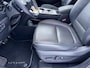 Hyundai Kona Electric EV Premium 64 kWh Automaat / NL auto / Accu SoH 100% / Batterijgarantie 8 jaar 160.000 km / Dealer onderhouden / WLTP 484 km / Warmtepomp / Leder / Navigatie / HUD / Krell audio / Stuur- en stoelverwarming / Stoelventilatie /