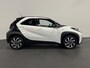 Toyota Aygo X 1.0 VVT-i Automaat Pulse | DEMO ! | Navigatie Apple Carplay/Android Auto Camera 17" Lichtmetalen Velgen Climate Control Adaptive Cruise Control Two Tone
