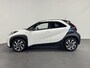 Toyota Aygo X 1.0 VVT-i Automaat Pulse | DEMO ! | Navigatie Apple Carplay/Android Auto Camera 17" Lichtmetalen Velgen Climate Control Adaptive Cruise Control Two Tone