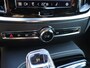 Volvo V60 T6 Plug-in hybrid AWD Plus Dark | Trekhaak | 360 camera | Harman Kardon