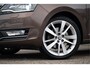 Skoda Rapid Spaceback 1.0 TSI Greentech Clever | Navi by App | Stoelverw. | 17" | 4season | PDC | Clima | Cruise